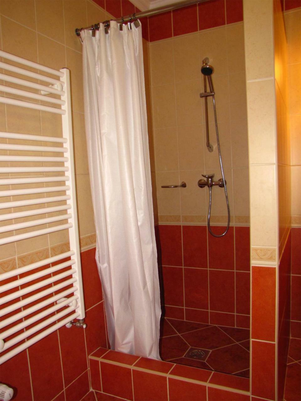 Szegfu Apartman Villa Hajdúszoboszló Екстериор снимка