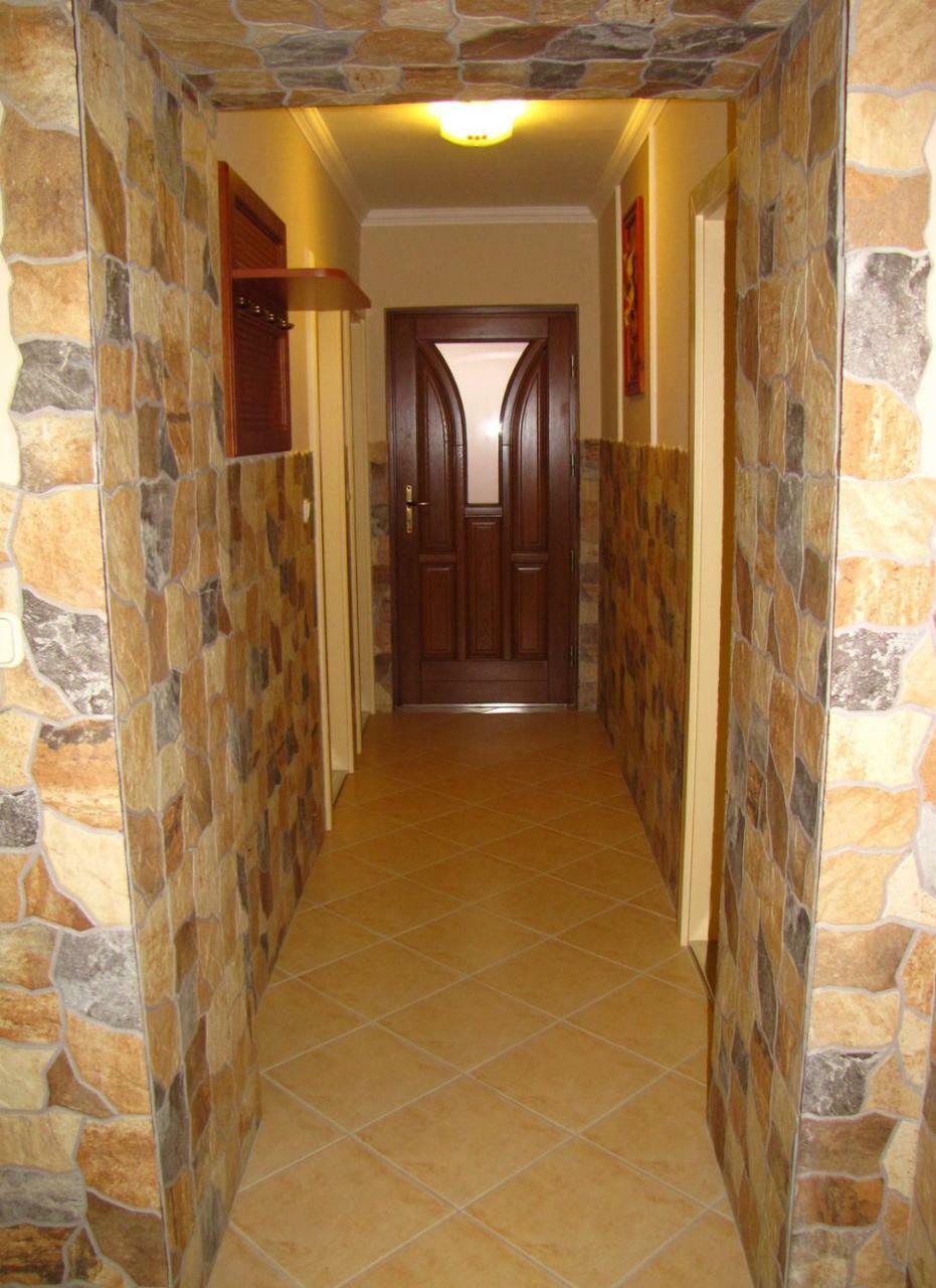 Szegfu Apartman Villa Hajdúszoboszló Екстериор снимка